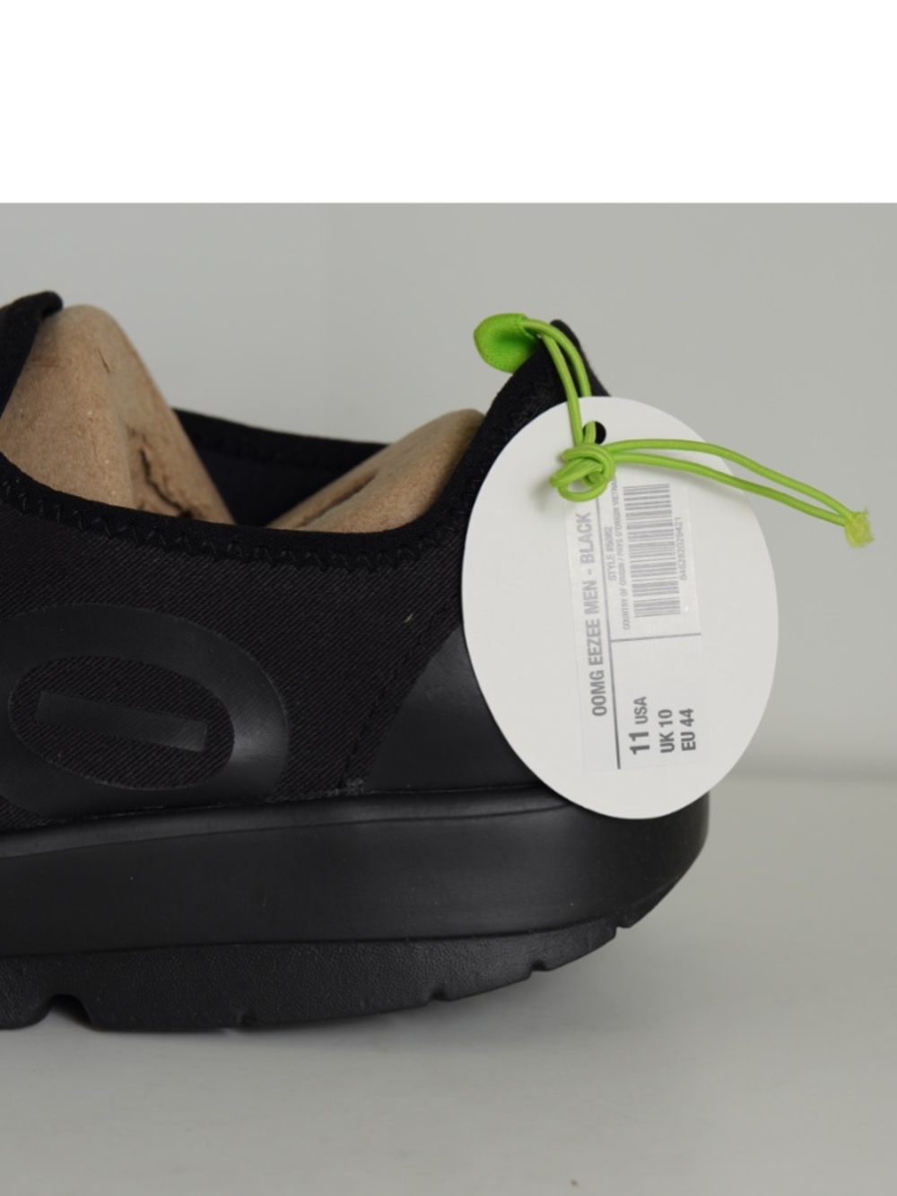 $149 Oofos Mens Oomg eeZee Low Black Comfort Recovery Slip On Shoes US 11 - Picture 5 of 7